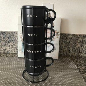 Nicole Miller New York stackable mug set
